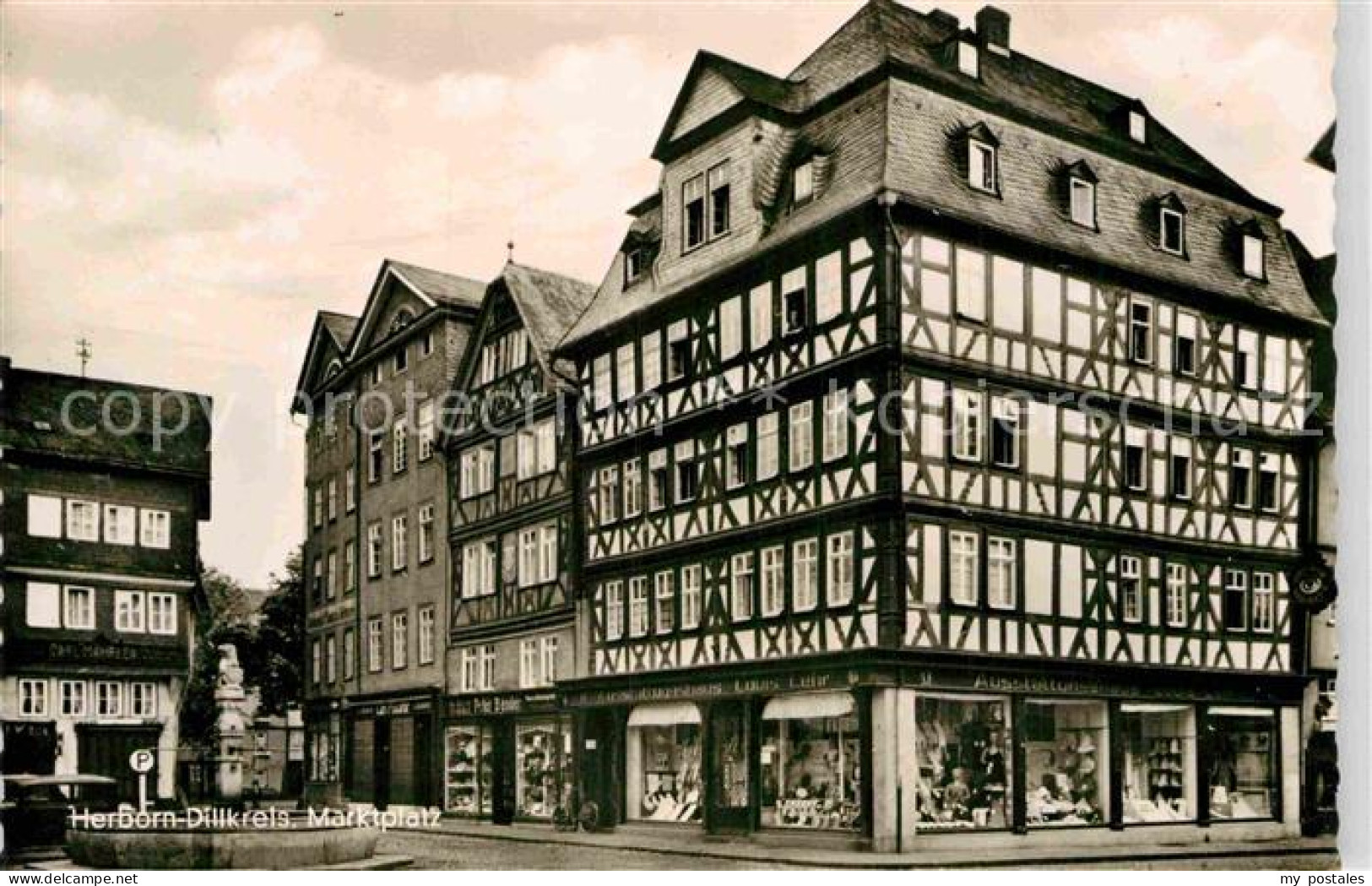 72884760 Herborn Hessen Marktplatz Ausstattungshaus  Herborn - Herborn