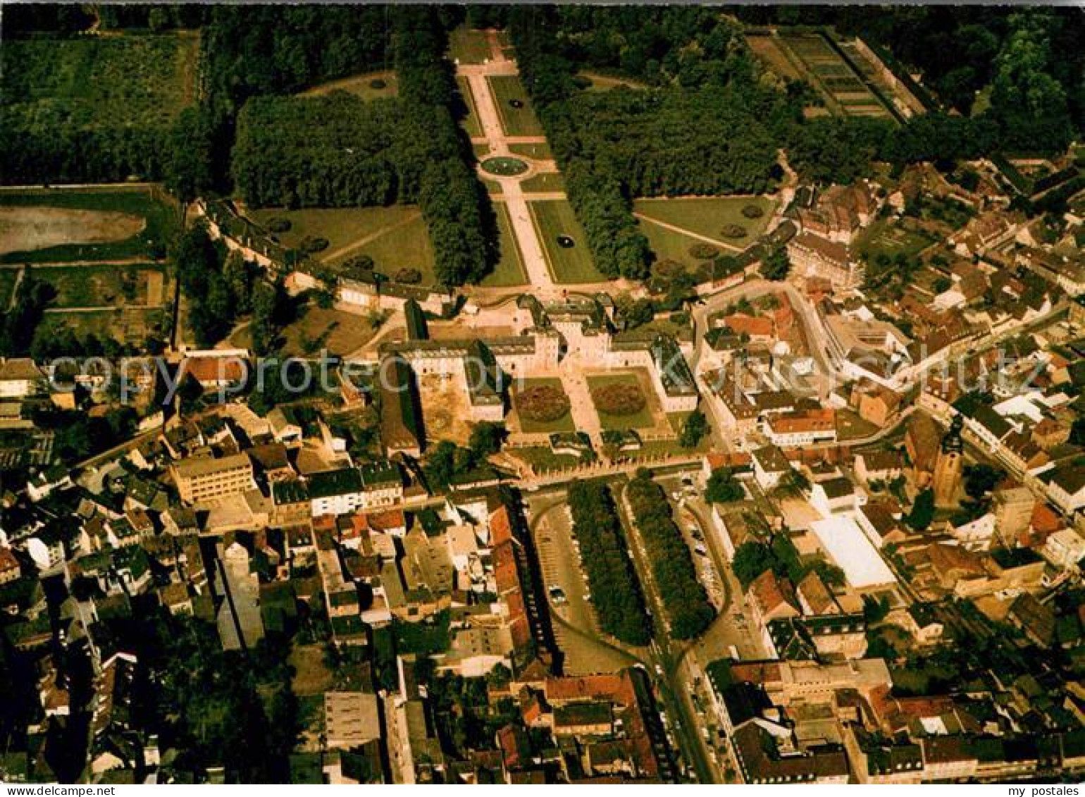 72884687 Schwetzingen Fliegeraufnahme Mit Altstadt Schloss Und Schlossgarten Sch - Schwetzingen