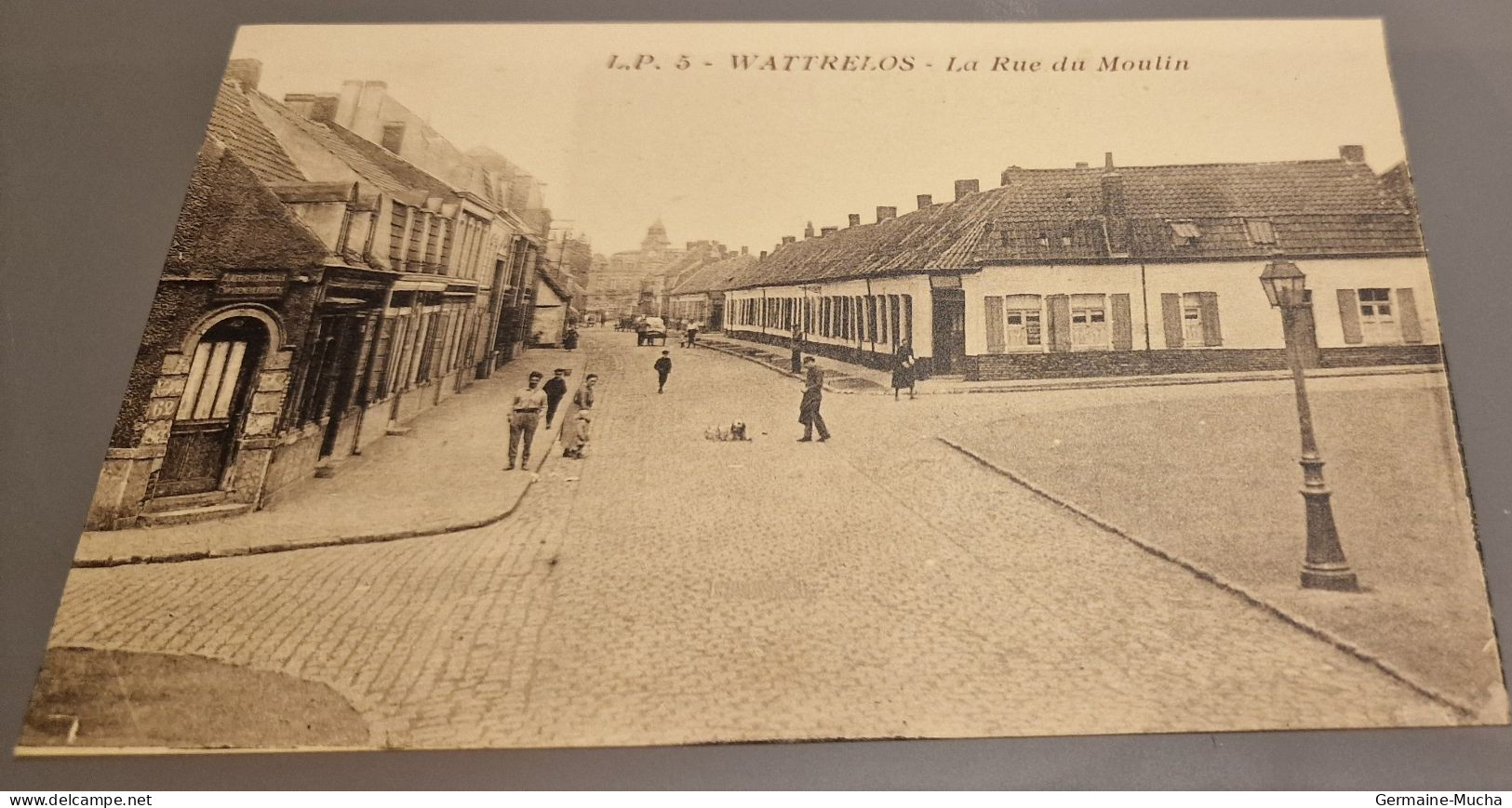 WATTRELOS La Rue Du Moulin édition L.P. 5   ... ETAT : T.Bon   VOIR SCAN POUR DEFAUT - Wattrelos