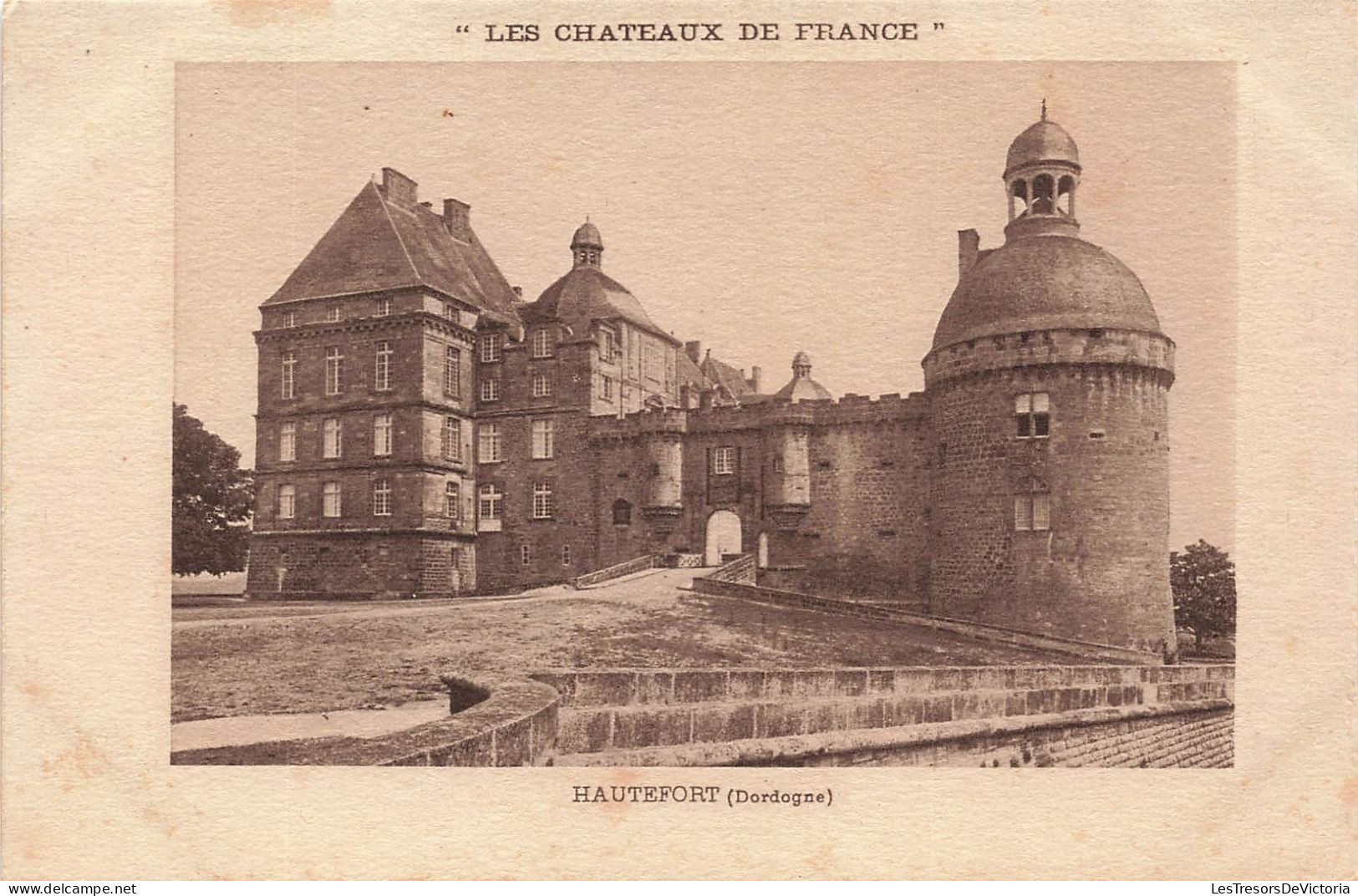 FRANCE - Hautefort - Vue Générale Du Château - Les Châteaux De France - Carte Postale Ancienne - Hautefort