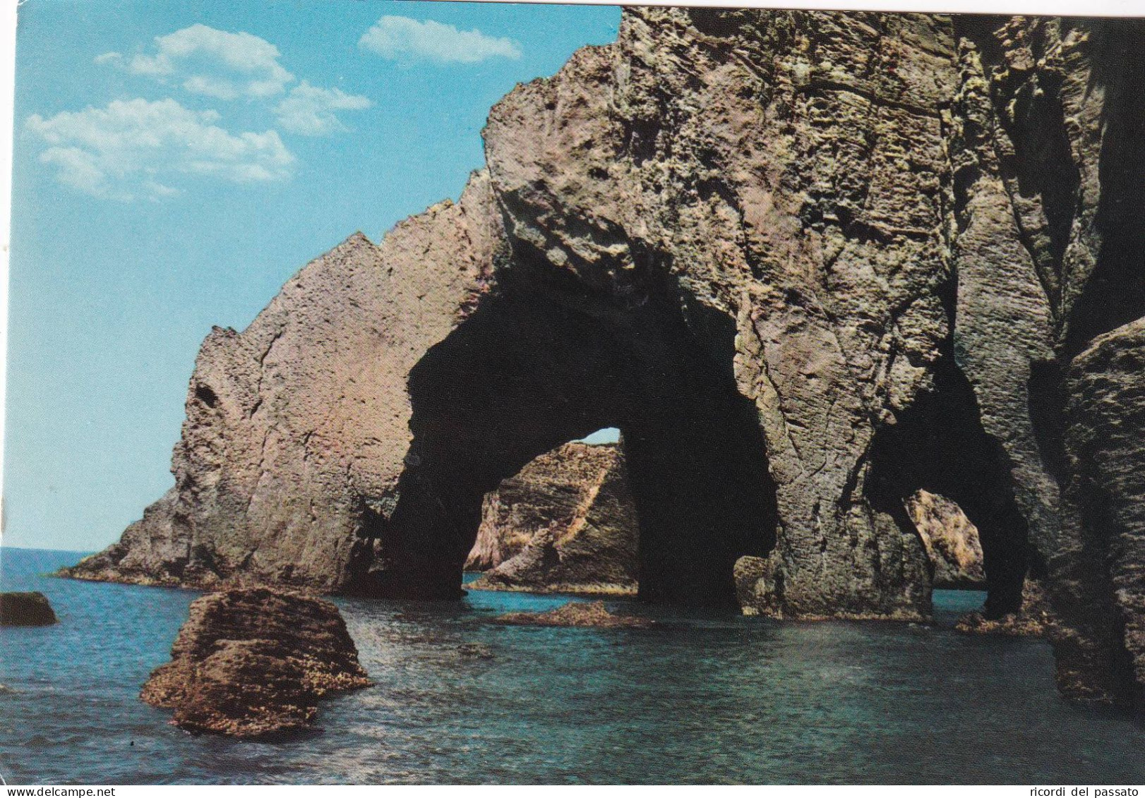 Cartolina S.antioco ( Carbonia - Iglesias ) Porto Sciusciau - Grotta Delle Sirene - Carbonia