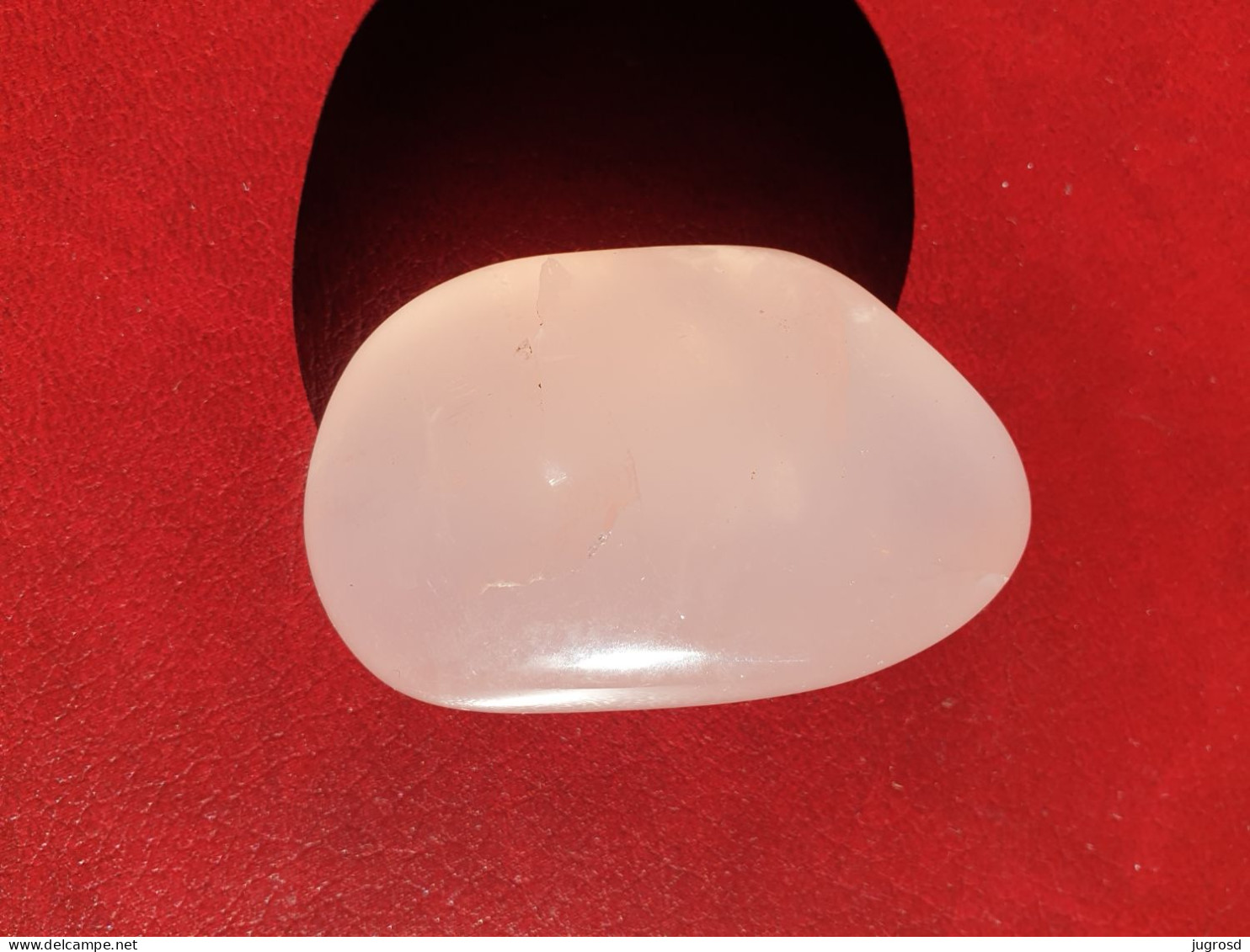 Galet De Quartz Rose Longueur 7,6 Cm Poids 173 Grammes - Minéraux