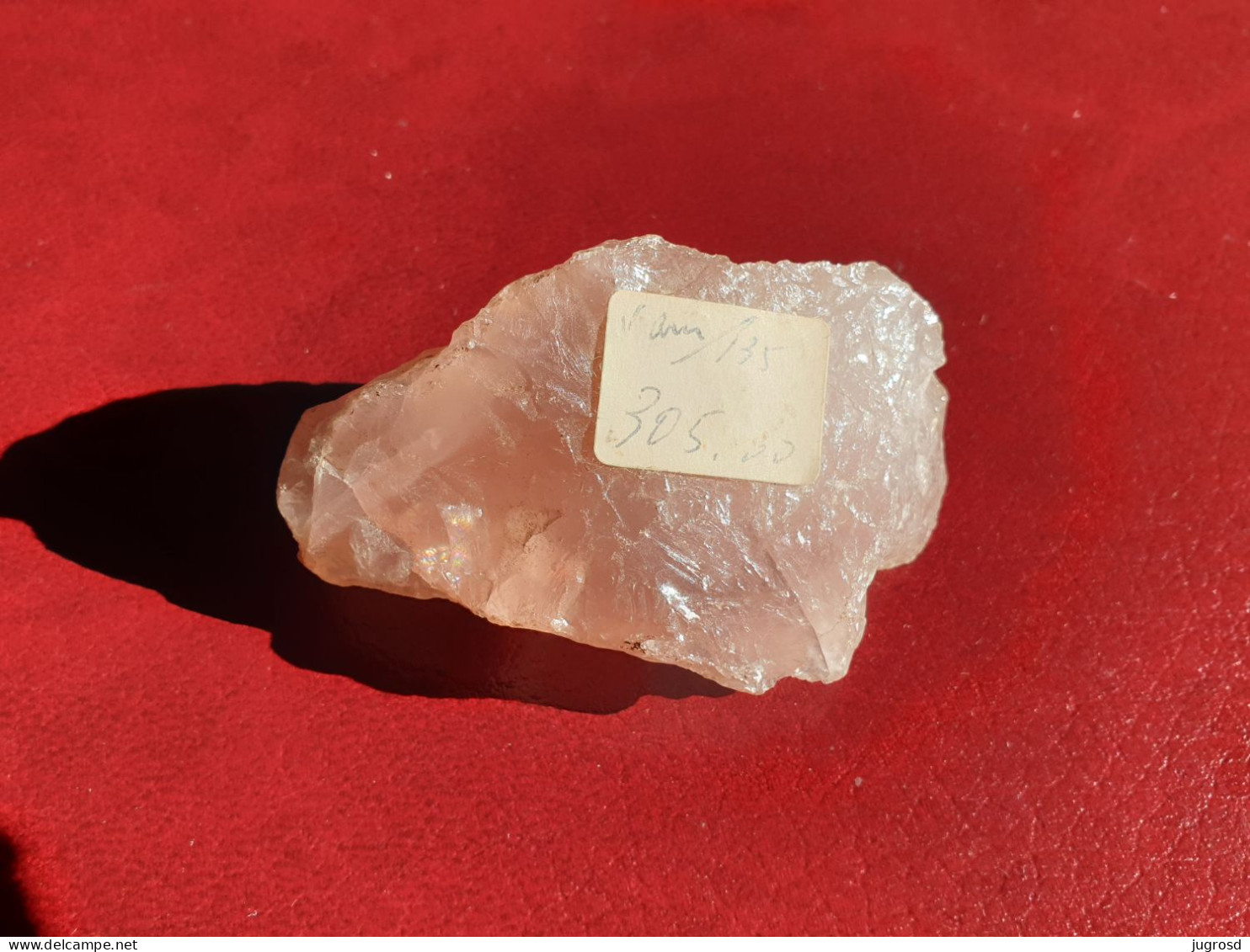 Bloc De Quartz Rose Longueur 7,1 Cm Poids 84 Grammes - Minerales