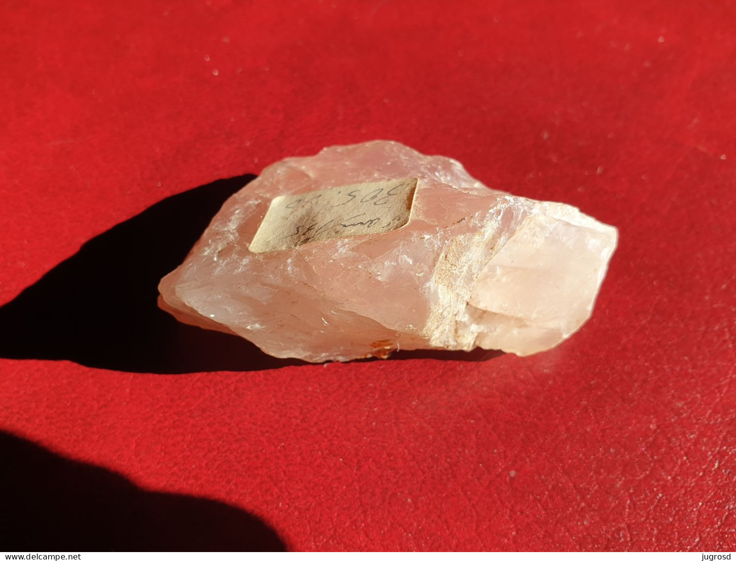 Bloc De Quartz Rose Longueur 7,1 Cm Poids 84 Grammes - Minerals