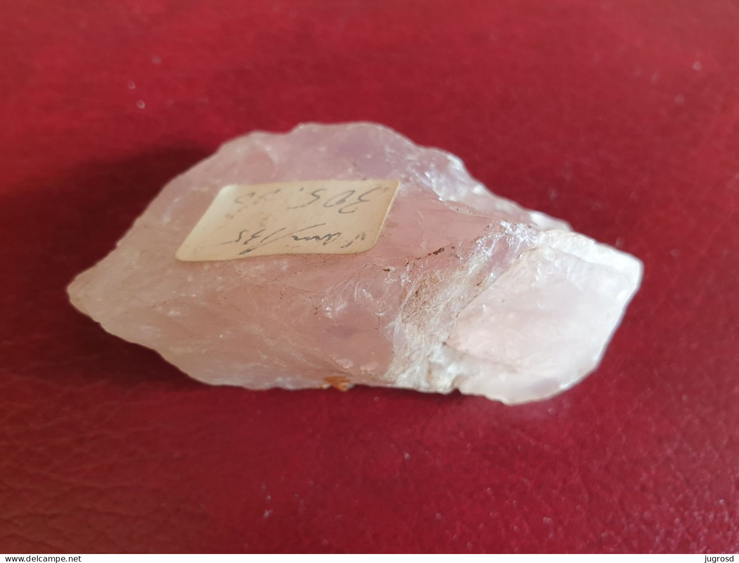Bloc de quartz rose longueur 7,1 cm poids 84 grammes