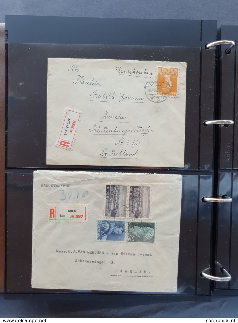 Cover 1900-1960 ca., collectie van ca. 350 aangetekende poststukken w.b. met gestempelde strookjes in 5 albums