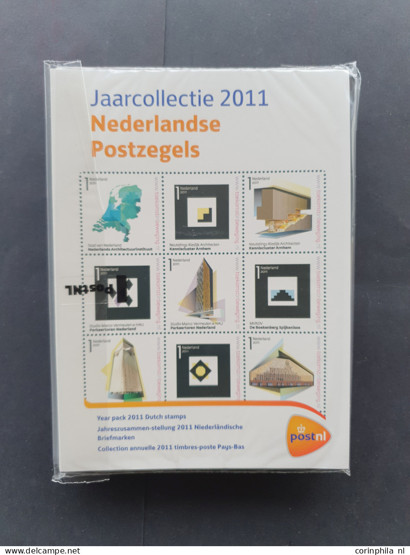 Cover 2002-2012 collectie nominaal in jaarpakketten w.b. €850, NL1 (ca. 450x), Internationaal (ca. 90x) en kerst (ca. 10