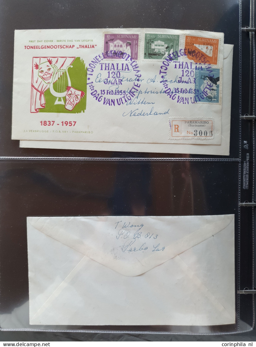 Cover 1941-1961 collectie fdc's met beter materiaal w.b. Nederland Inhuldigingszegels Koningin Juliana 10 en 20 cent op 