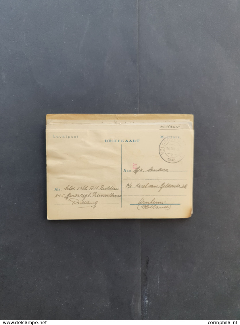 Cover 1945-1950 ca. 35 geïllustreerde prentbriefkaarten Onafhankelijkheidsoorlog alle kerst- en nieuwjaarswensen, divers