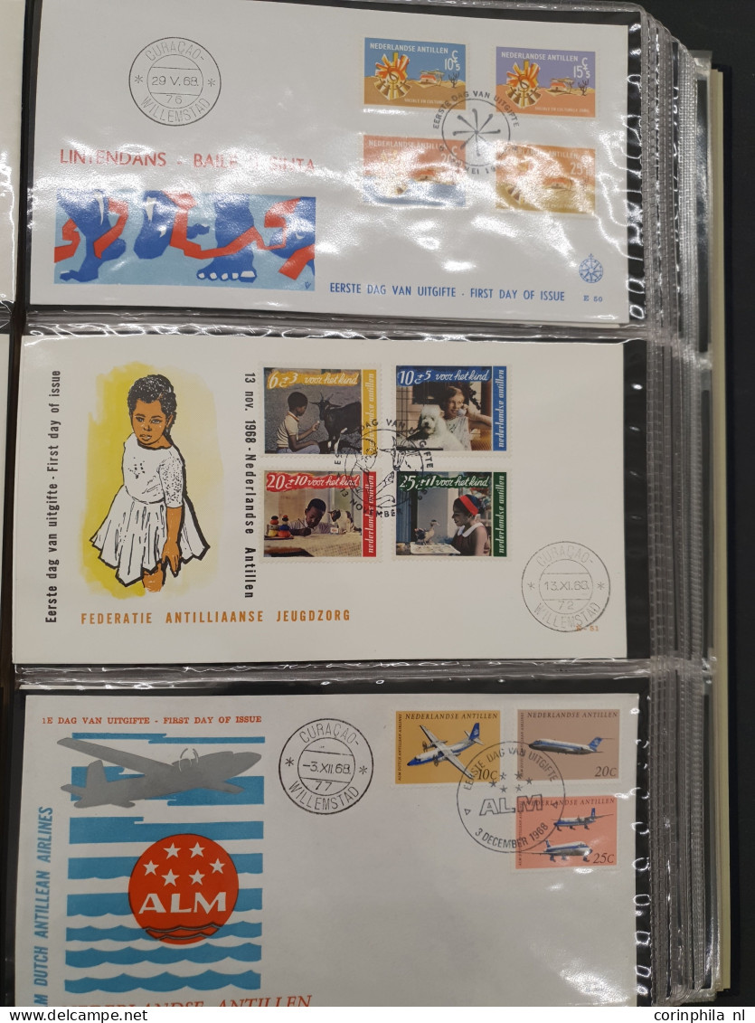 Cover 1957-2007 , Collectie Fdc's In 8 Albums - Collections