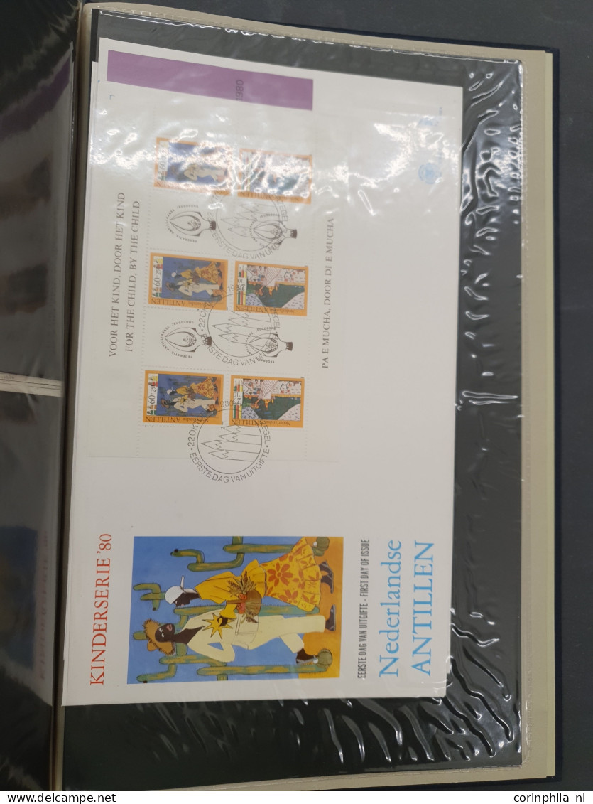 Cover 1957-2007 , collectie fdc's in 8 albums