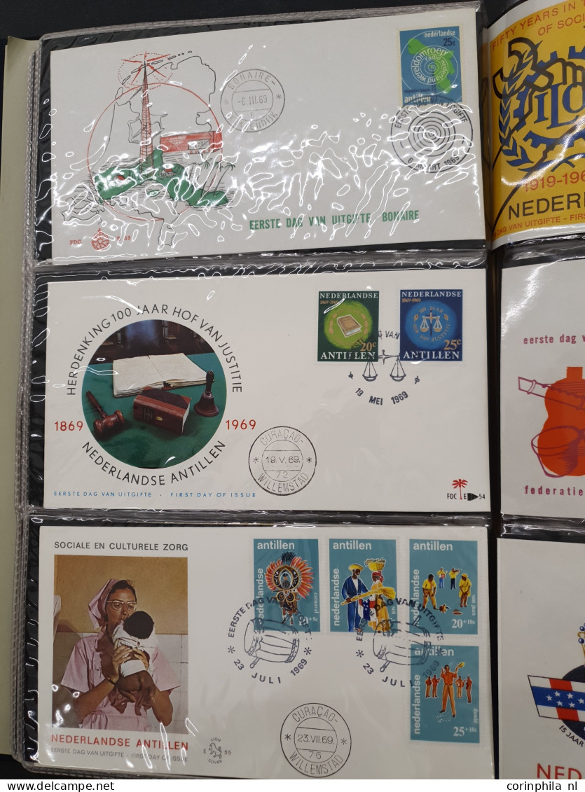 Cover 1957-2007 , collectie fdc's in 8 albums