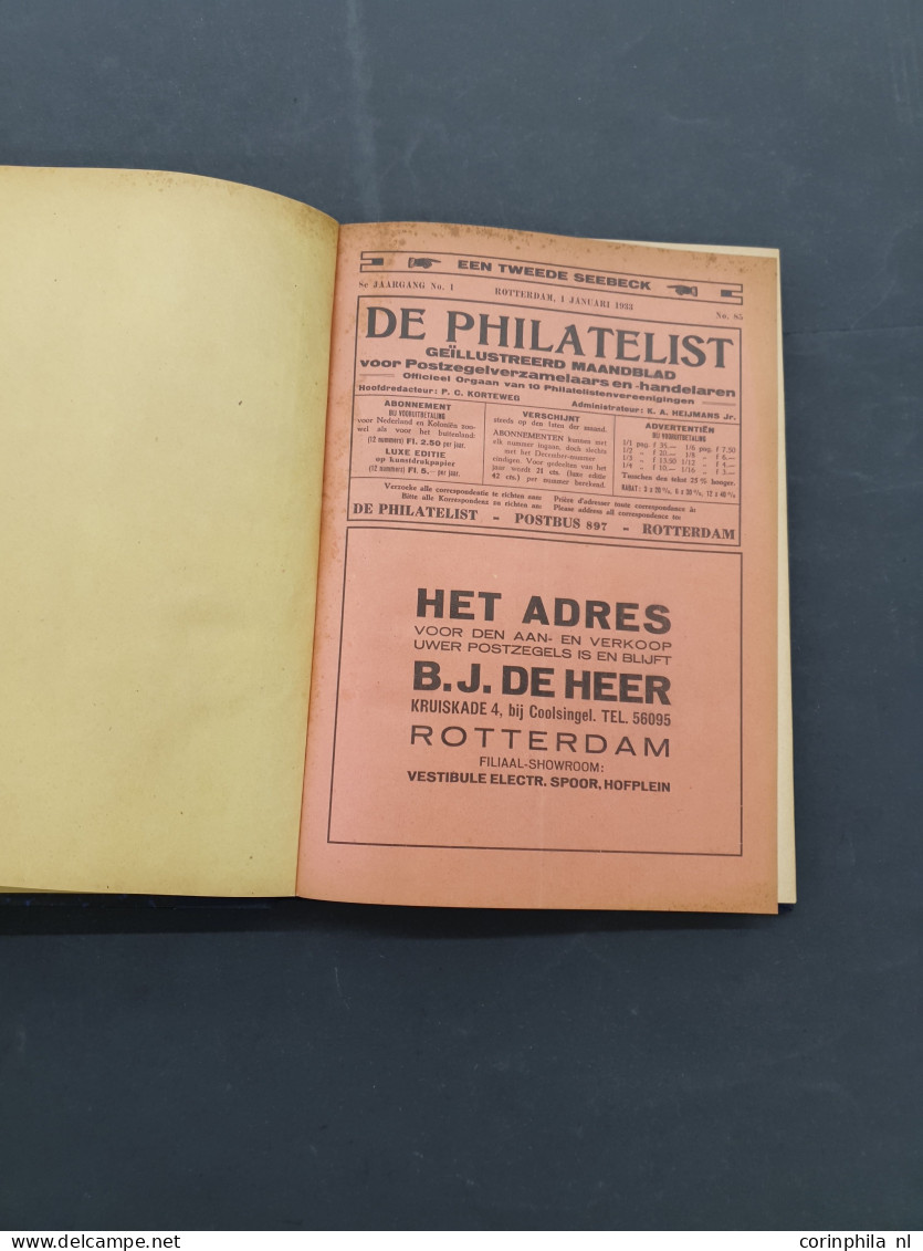 Nederlands Maandblad voor Philatelie vanaf 1921 niet-ingebonden en De Philatelist vanaf 1928 in delen ingebonden in verh