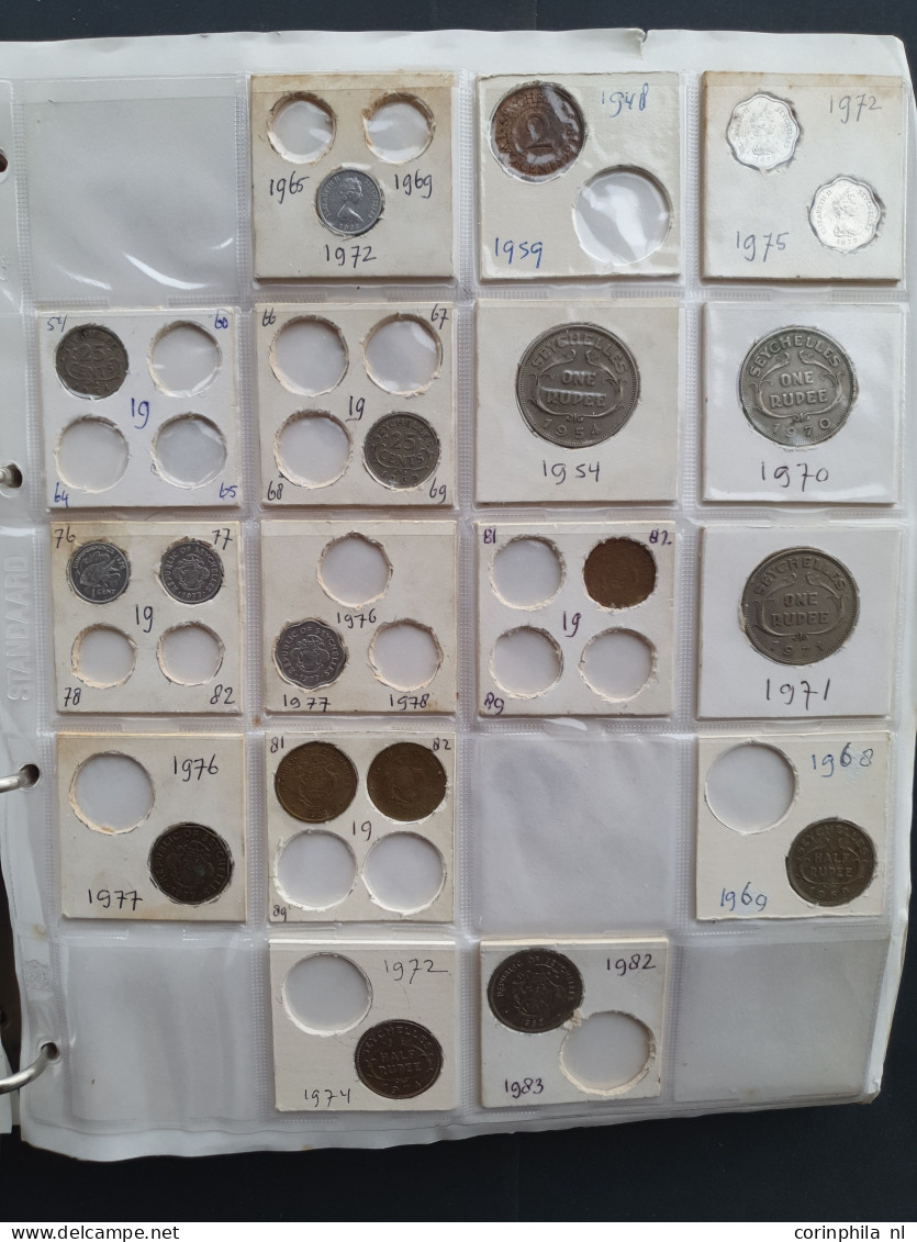 collection Africa 1900-2000 with some silver in two albums