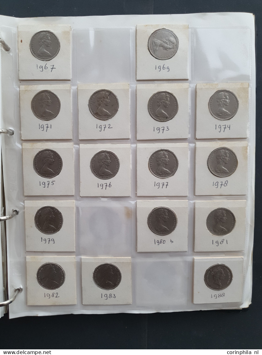 collection Australia, New Zealand, Philippines and Oceania 1900-2000 with some silver in album