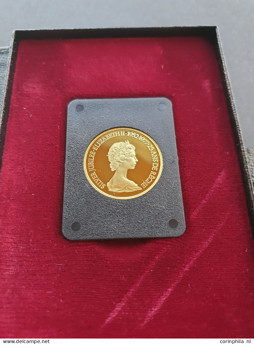 Canada 100 Dollars 1975 - 25th Anniversary Of The Coronation Of Queen Elizabeth II – Gold 16.96gr. 0.917 – In Original B - Canada