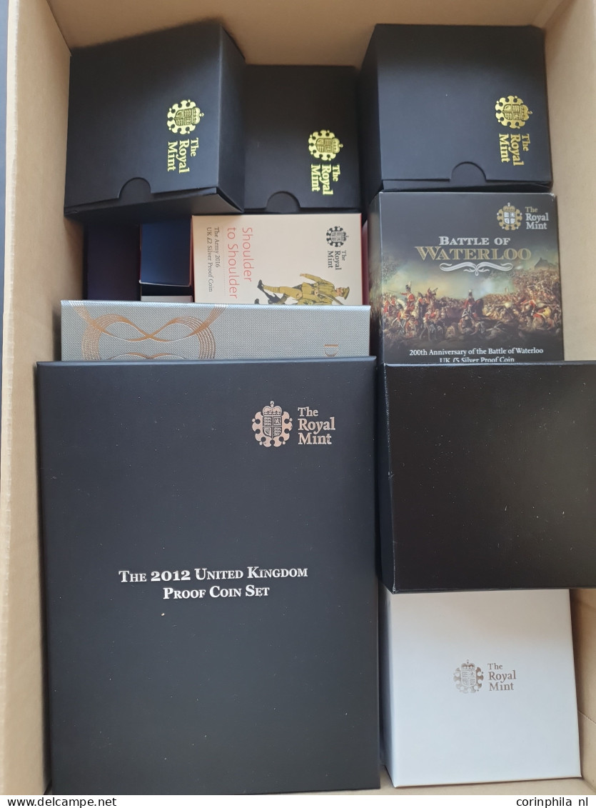 Great Britain Collection The Royal Mint (40 Pieces) Among Which 4th Olympiad 1908 2 Pound In Original Boxes With Certifi - Other & Unclassified