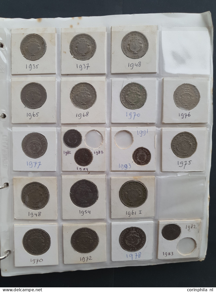 collection Middle and South America 1800-2000 with some silver, among which Mexico 8 Reales 1809 TH in 3 albums