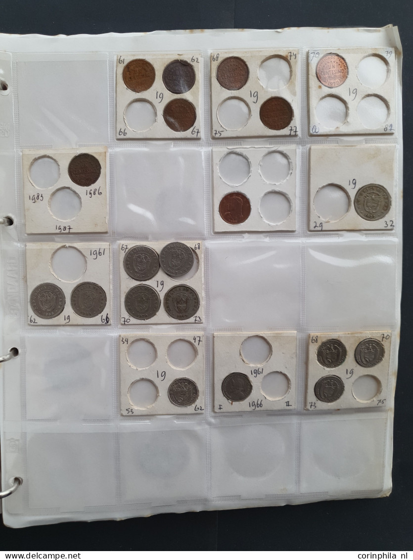 collection Middle and South America 1800-2000 with some silver, among which Mexico 8 Reales 1809 TH in 3 albums