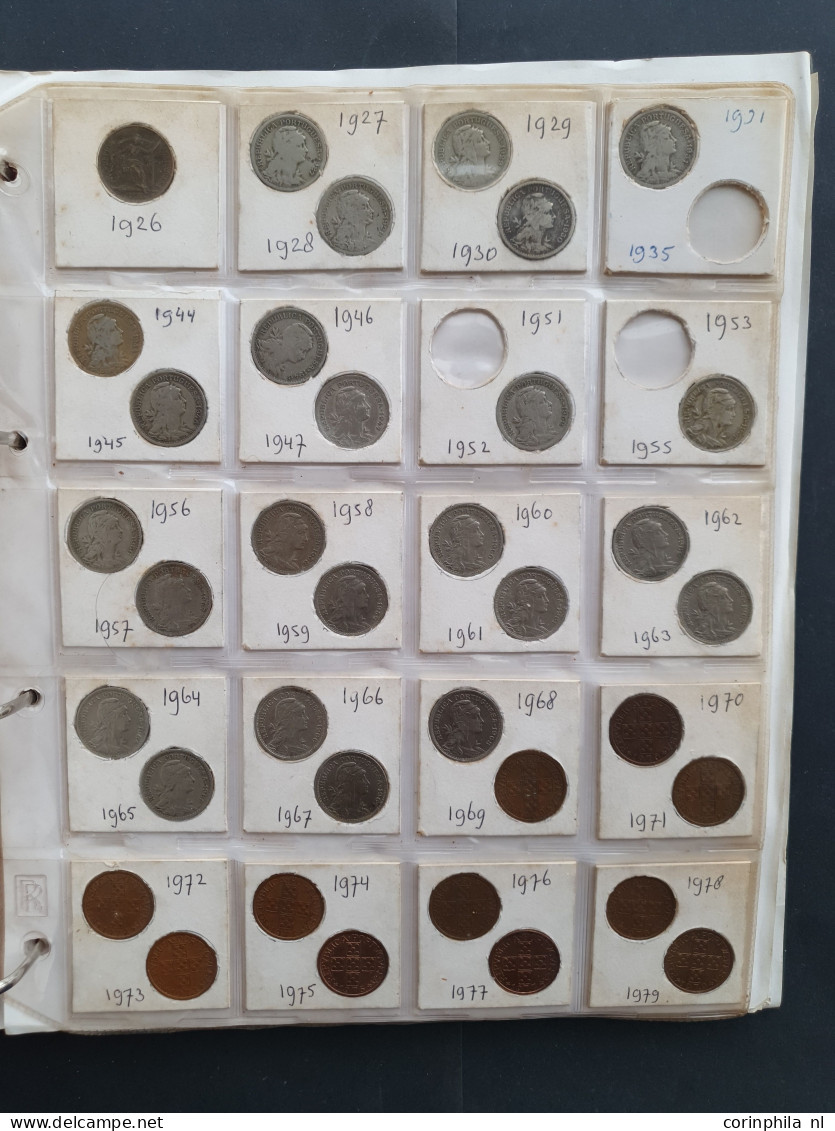 collection Spain, Portugal, Italy, Greece and Malta 1800-2000, some older with silver and a few Roman in 3 albums