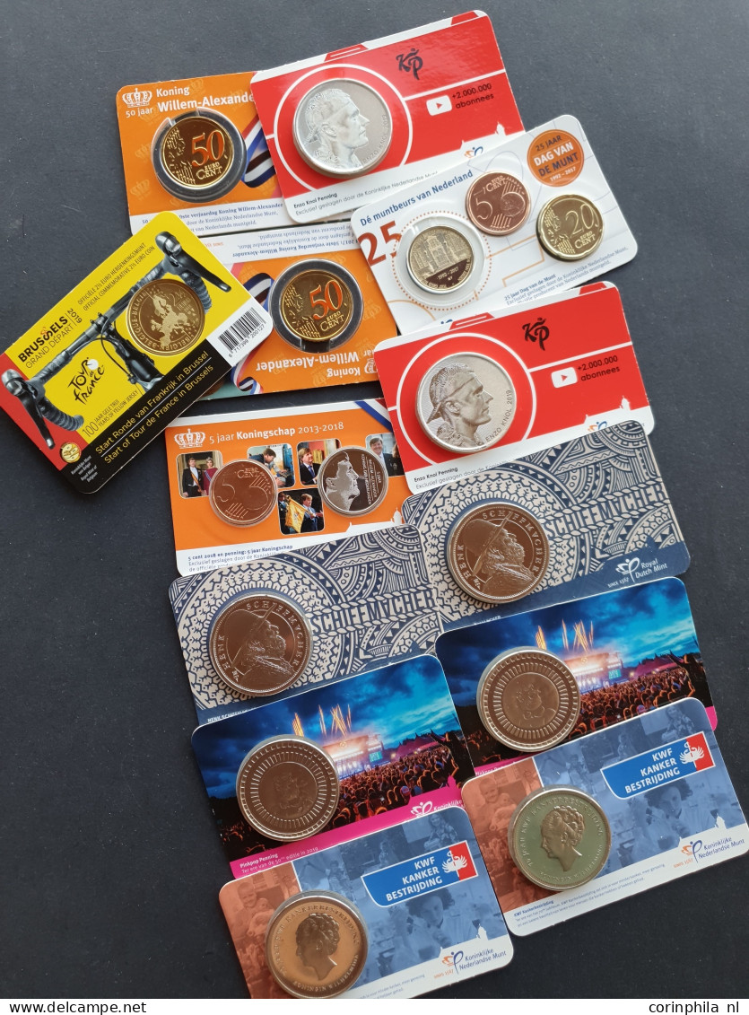 coincards 5 en 2 Euro vnl. Nederland en met iets Europa (795 stuks) in plastic sorteerbakken