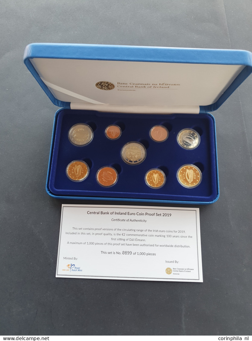 Collection Mainly Silver Euro Memorial Coins In Boxes With Certificates (137 Pieces), Among Which Austria (18), France ( - Other & Unclassified