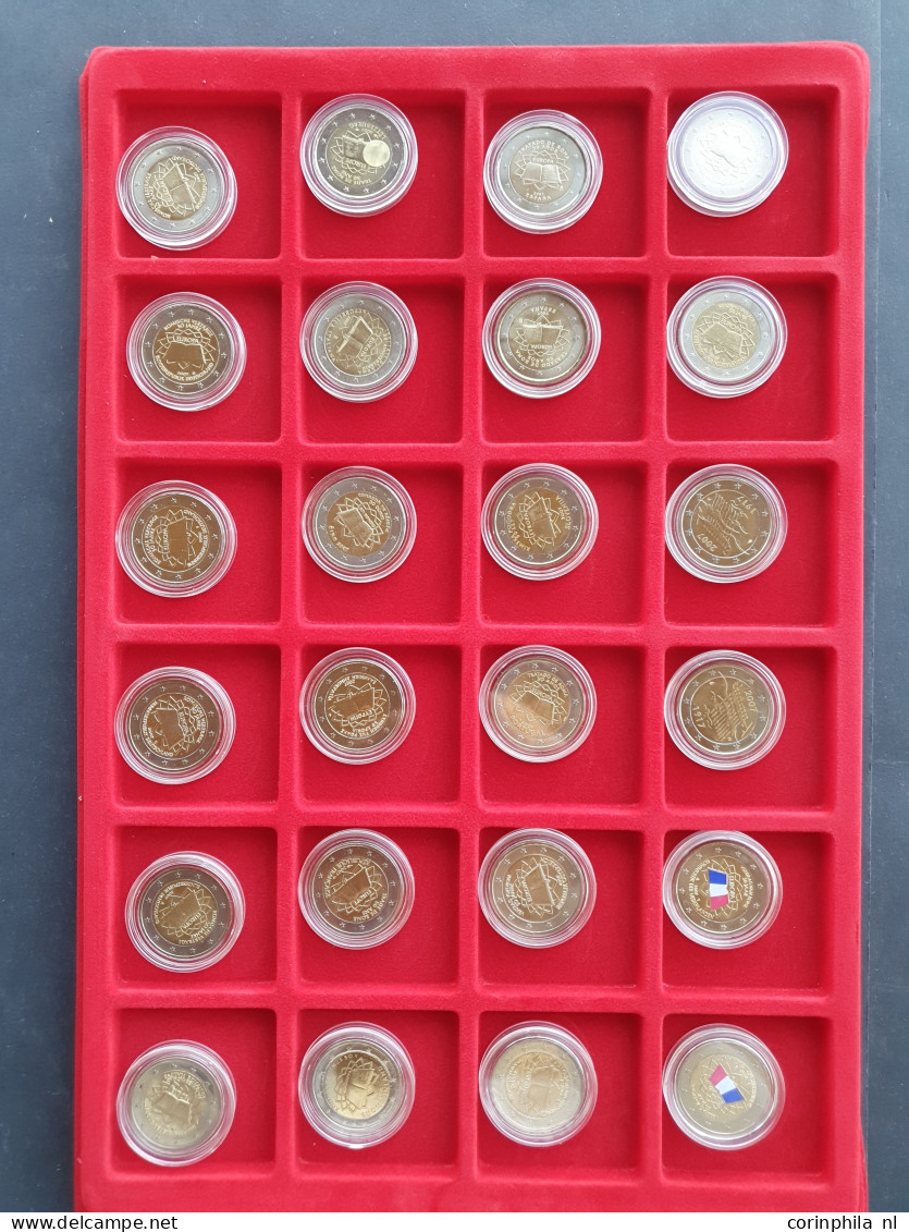 2 Euro coins Europa (602 pieces) apart in bags, capsules in cassette, albums and little box in box