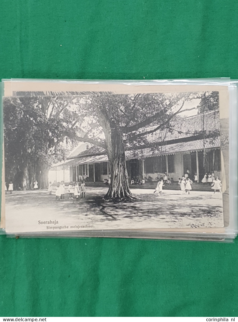 Cover Dutch East Indies, approx. 100 postcards all pre 1940 including ethnic scenes in envelope