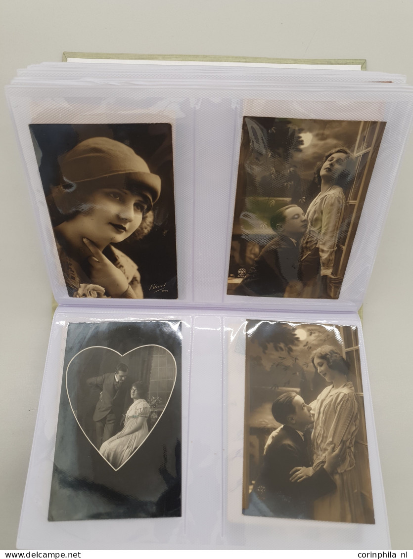 Cover Fantasy, approx. 400 postcards with better material (embossed, scenes) in 2 small albums
