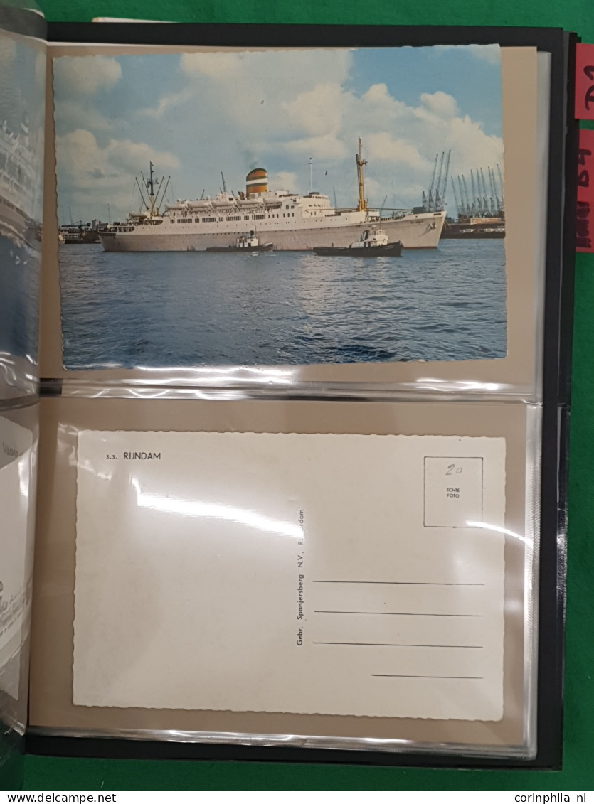 Cover ships, Holland America Line (approx. 400 postcards) including some older in 3 Safe albums