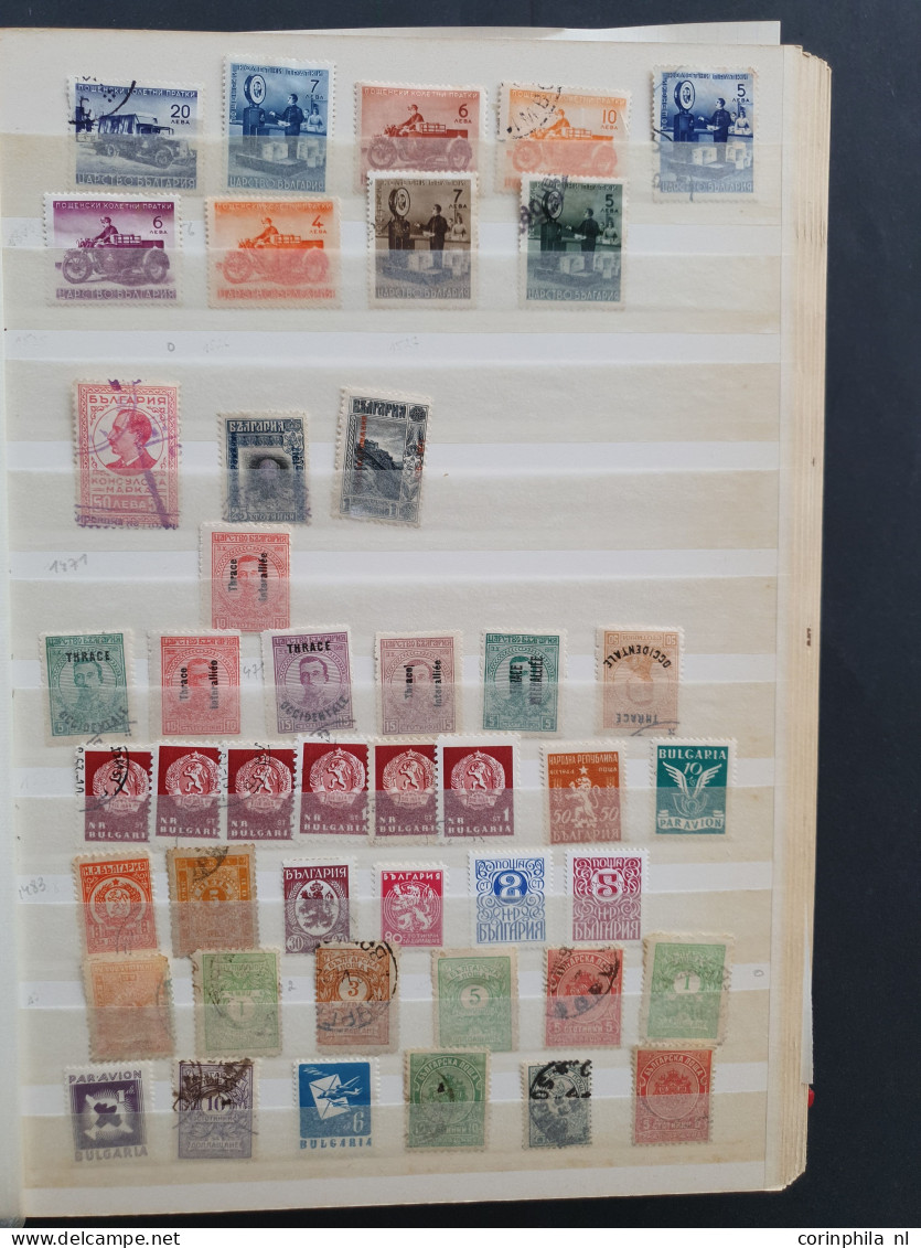 1881/2016 stock Bulgaria, Yugoslavia and Albania used */** with a large number of stamps and sheetlets, some better item