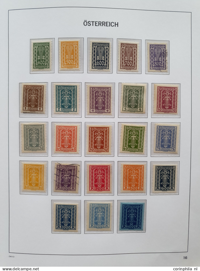 1858/2004 collection used and */** with better items in 4 Davo Luxury albums in box