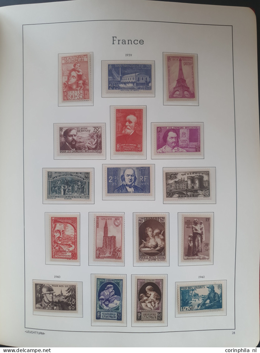 1877/2002 collection mostly ** with many better items e.g. Merson, Orphans, Mineraline (Semeuse), 5 fr. Sage, caisse d'A