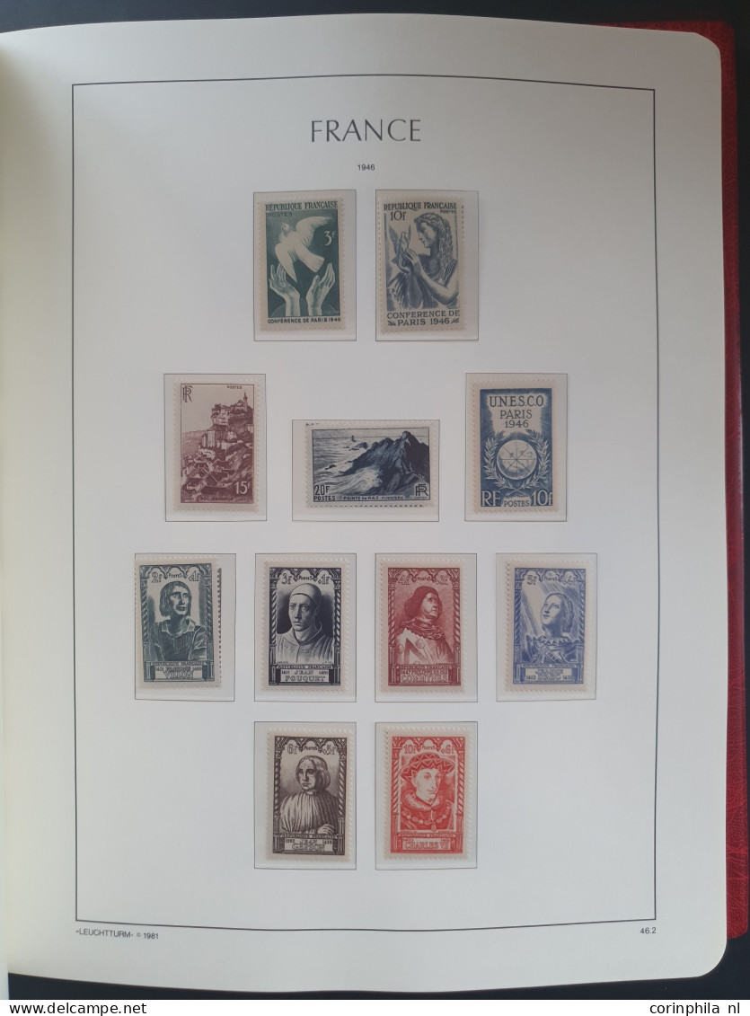 1877/2002 collection mostly ** with many better items e.g. Merson, Orphans, Mineraline (Semeuse), 5 fr. Sage, caisse d'A