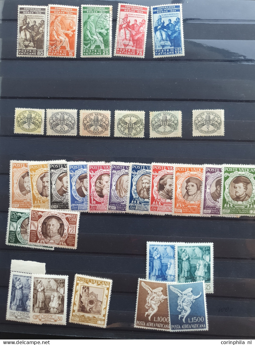 1920c/1966 Collection Italy And Vatican Mostly */** With Better Items In 2 Folders And Stockbook - Unclassified