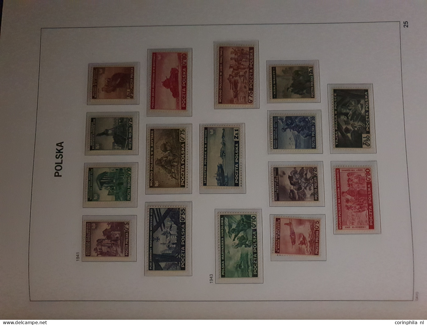 1935-2013, collection almost untirely unmounted mint with some better miniature sheets and face value in 8 Davo albums a