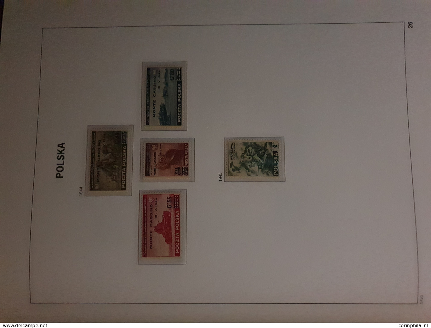 1935-2013, collection almost untirely unmounted mint with some better miniature sheets and face value in 8 Davo albums a