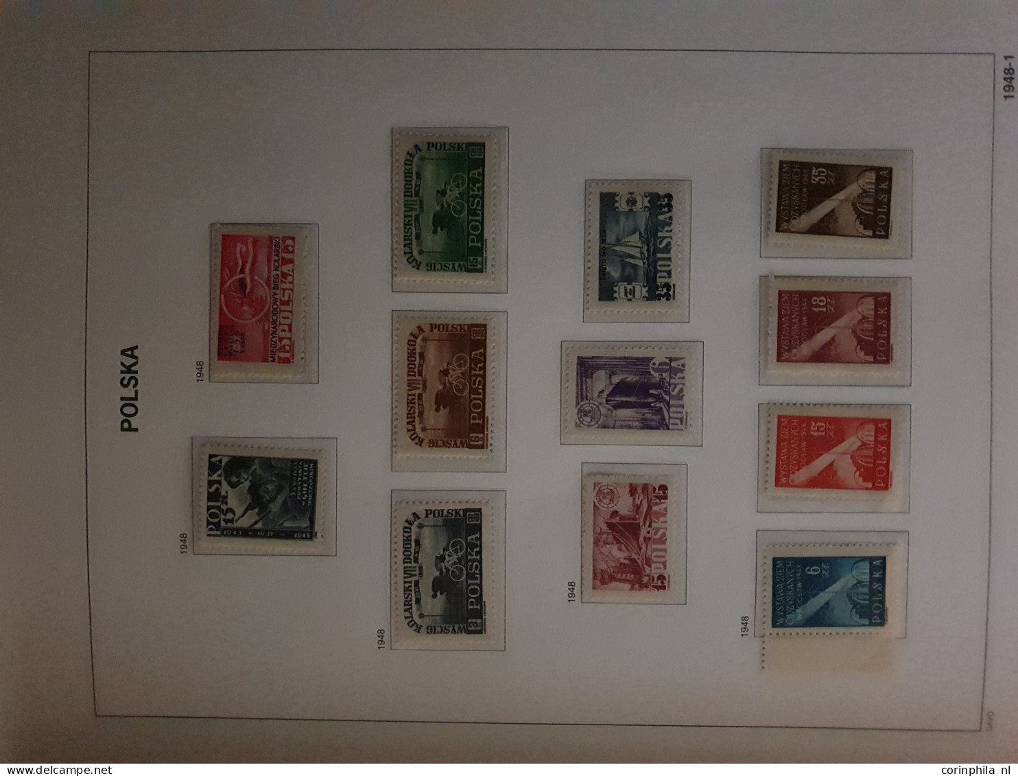 1935-2013, collection almost untirely unmounted mint with some better miniature sheets and face value in 8 Davo albums a