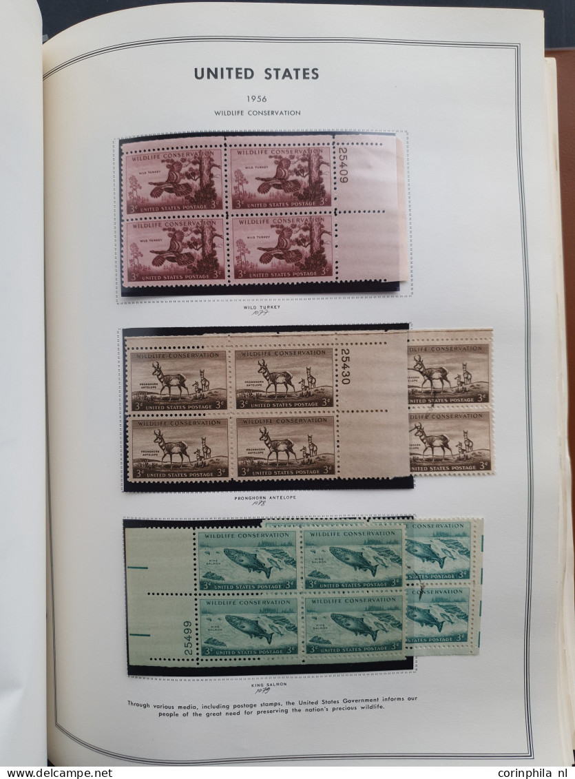 1919-1980, collection larger units mainly ** including plate blocks in 2 Harris albums