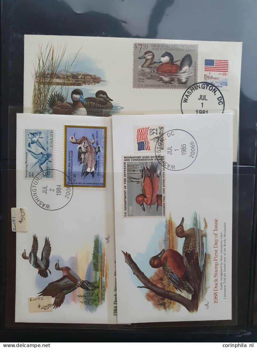 1980/1991 collection Duckstamps with ** stamps, fdc's etc. in approx 30 presentation packs, 2 albums in box