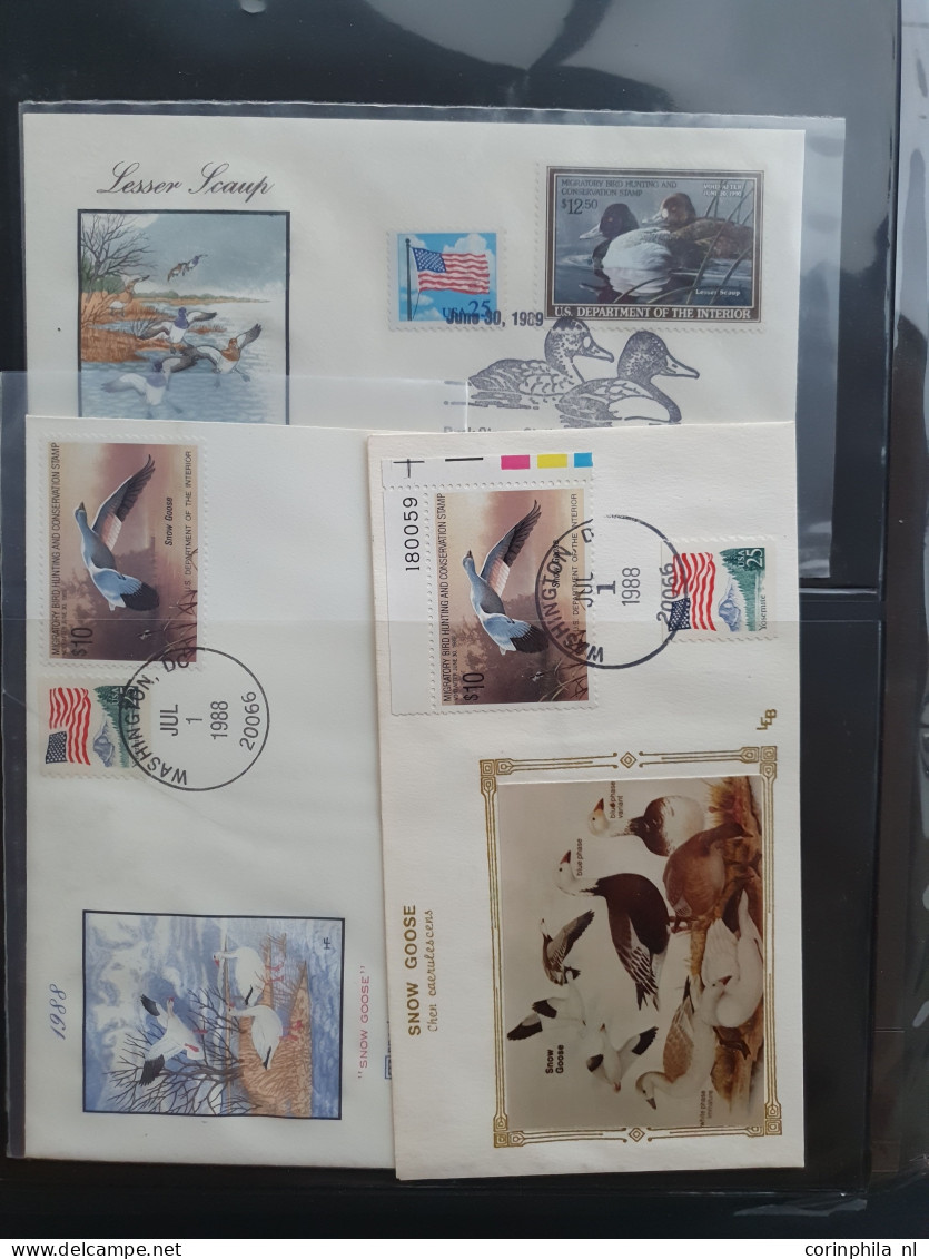 1980/1991 collection Duckstamps with ** stamps, fdc's etc. in approx 30 presentation packs, 2 albums in box