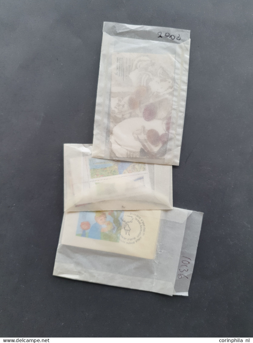 1997/2020, large number of mostly ** off paper stamps, sheetles and booklets sorted in glassine bags, high face value