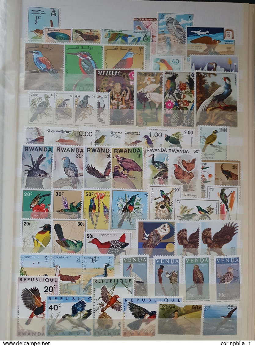 1960 onwards collection Flora and Fauna mainly */** including better sets/miniature sheets in 2 stockbooks