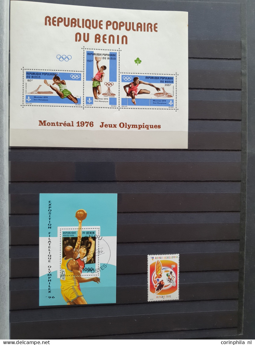1950-2010 Collection Basketball Sorted By Country (A-Z). In Addition Some Other Sport Related Stamps (Ferrari, Bridge) I - Colecciones (en álbumes)