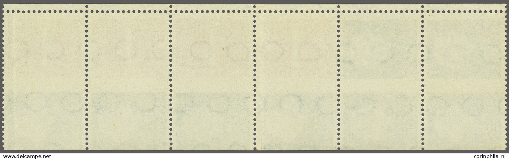 Unmounted Mint 1969 Inhoud Boekje 8 Met Beeldversnijding 22mm Waardoor Tussen De Zegels Ongetand, Bovenste Paar Horizont - Carnets Et Roulettes