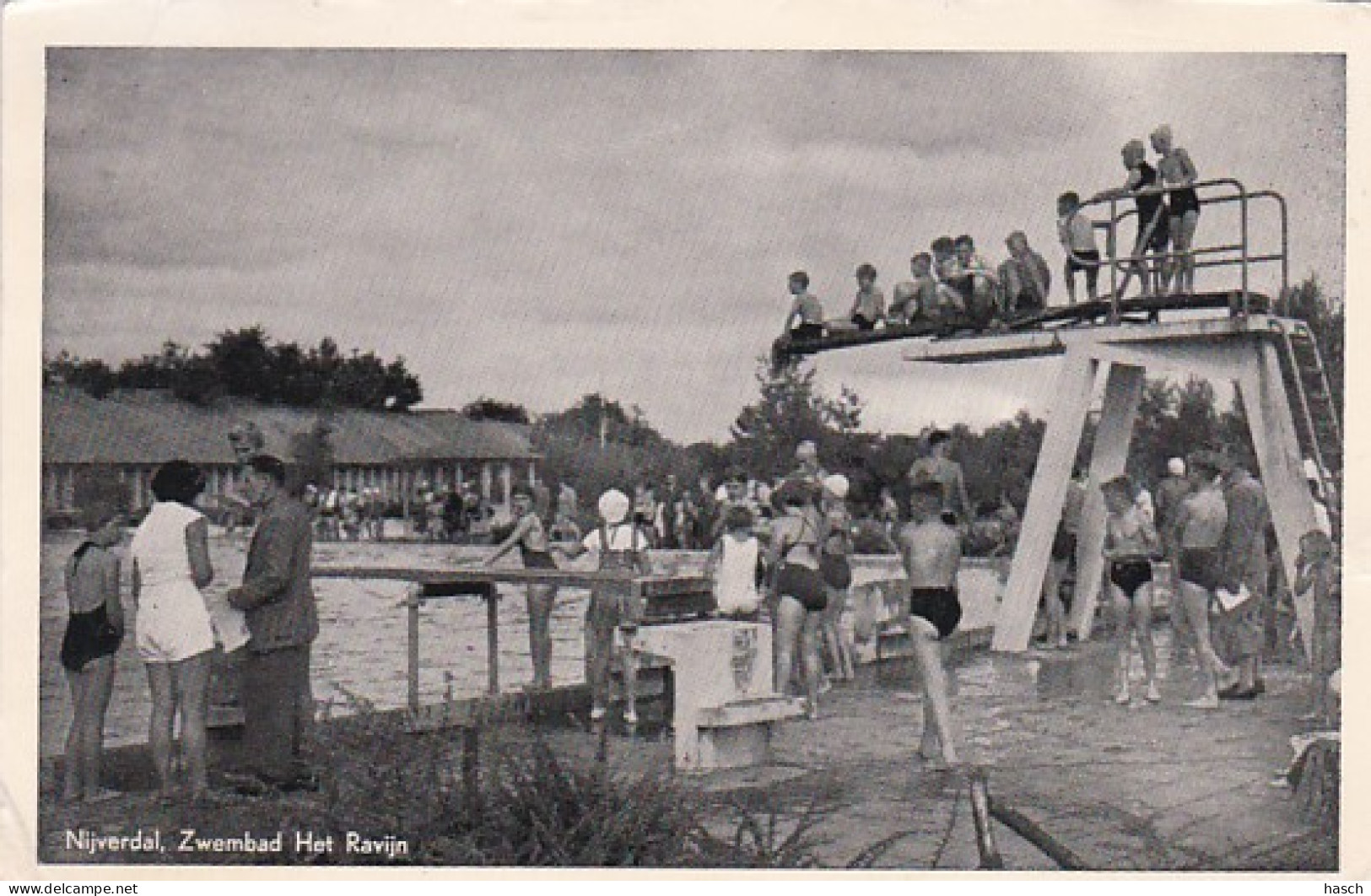 2606362Nijverdal, Zwembad Het Ravijn – 1954. (zie Hoeken) - Nijverdal