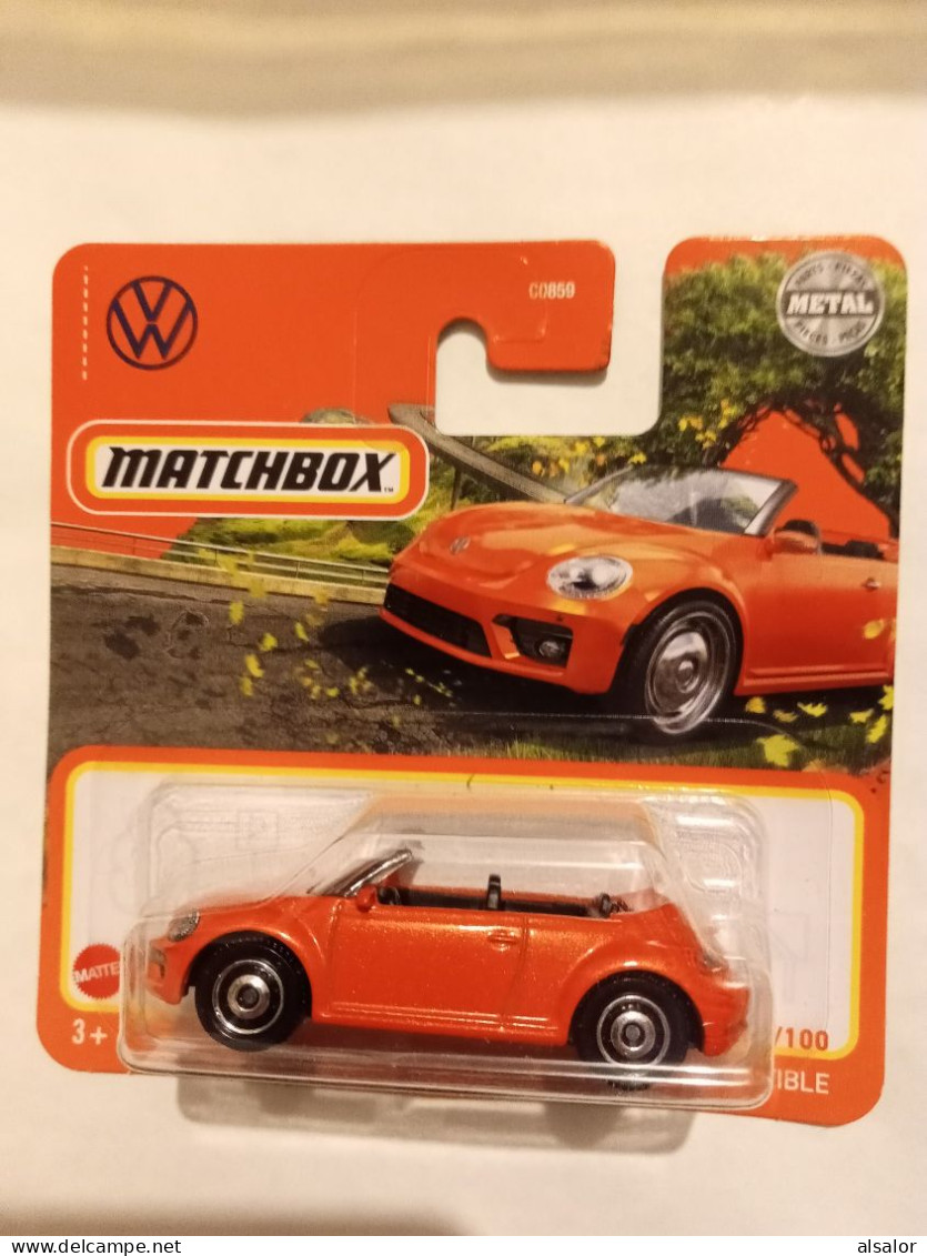 2019 VOLKSWAGEN BEETLE CONVERTIBLE ORANGE MATCHBOX - Matchbox (Mattel)