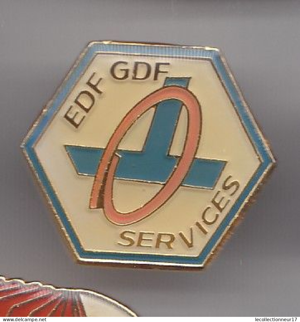 Pin's EDF GDF Services Réf 3074 - EDF GDF