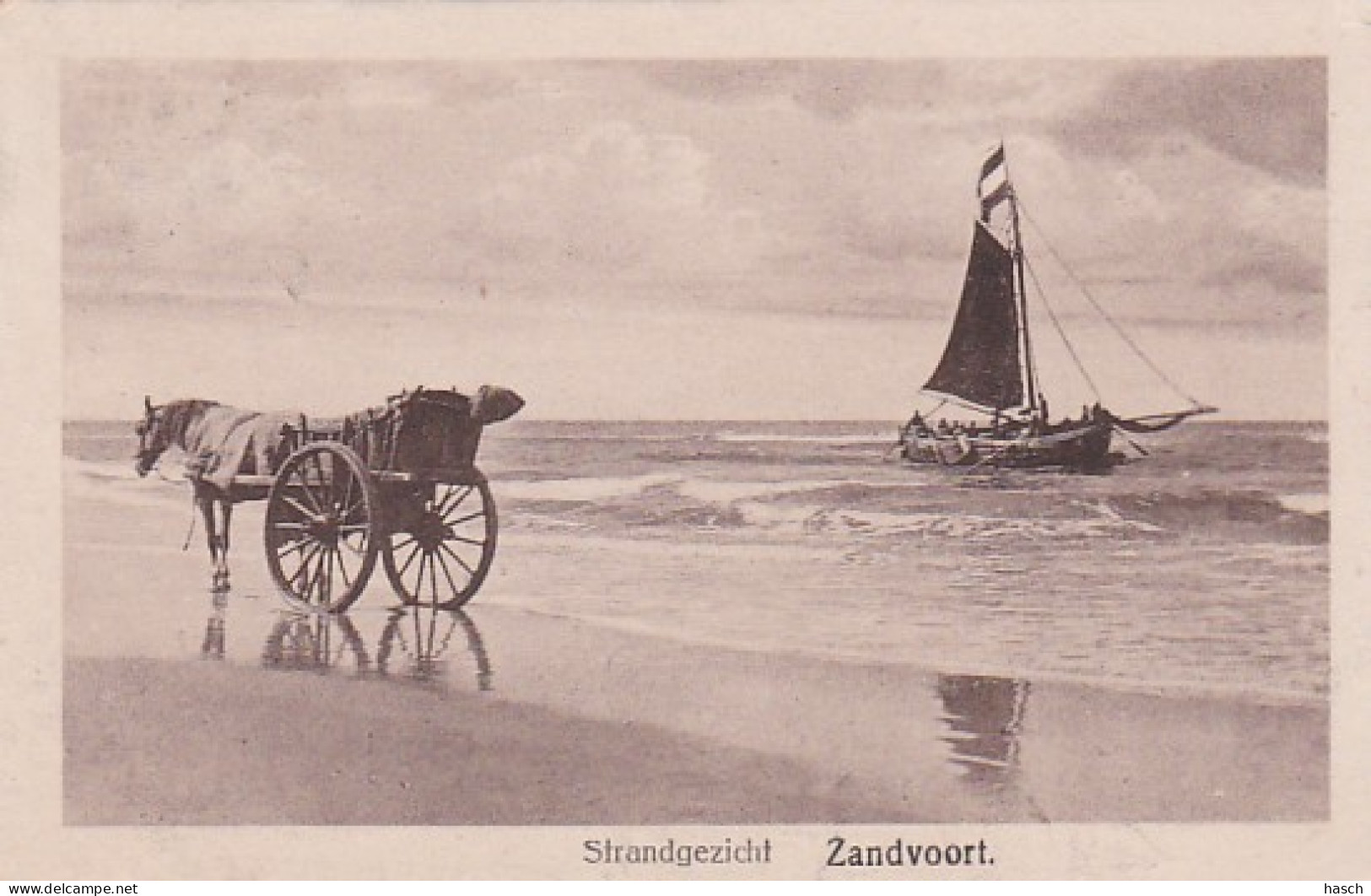 485156Zandvoort, Strandgezicht. (kleine Vouwen In De Hoeken) - Zandvoort