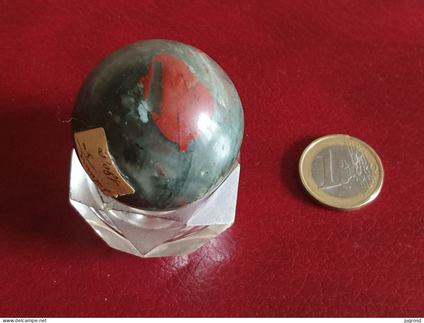 Sphère De Jaspe African Bloodstone Diamètre 4,3 Cm Poids 98 Grammes - Minerales